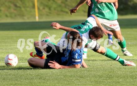 Fussball Kaerntner Liga. Drautal gegen Lendorf. Trupp Daniel (K) (Drautal), Huber Christian (K) (Lendorf).  Feistritz/Drau, 11.5.2012
Foto: Kuess

---
pressefotos, pressefotografie, kuess, qs, qspictures, sport, bild, bilder, bilddatenbank