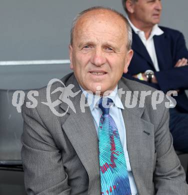Leichtathletik. Eroeffnung Leopold Wagner Arena. Neue Leichtathletikanlage. Christian Kaefer (Praesident Kaerntner Leichtathletikverband). Klagenfurt, am 5.5.2012.
Foto: Kuess
---
pressefotos, pressefotografie, kuess, qs, qspictures, sport, bild, bilder, bilddatenbank