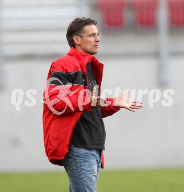 Fussball Regionalliga. SK Austria Klagenfurt gegen Gleinstaetten. Trainer Udo Kleindienst (Gleinstaetten).  Klagenfurt, 15.5.2012
Foto: Kuess

---
pressefotos, pressefotografie, kuess, qs, qspictures, sport, bild, bilder, bilddatenbank