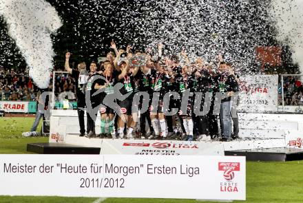 Fussball. Erste Liga.  WAC/St. Andrae gegen LASK Linz. Meisterfeier. Wolfsberg, 18.5.2012. 
Foto: Kuess

---
pressefotos, pressefotografie, kuess, qs, qspictures, sport, bild, bilder, bilddatenbank