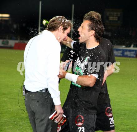 Fussball. Erste Liga.  WAC/St. Andrae gegen LASK Linz. Meisterfeier.  Sandro Zakany, TV Kommentator. Wolfsberg, 18.5.2012. 
Foto: Kuess

---
pressefotos, pressefotografie, kuess, qs, qspictures, sport, bild, bilder, bilddatenbank