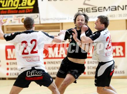 Handball Bundesliga. SC Ferlach gegen HCK 59. Dean Pomorisac, Daniel Plesej, (Ferlach), Branko Bedekovic (HCK). Ferlach, 19.5.2012.
Foto: Kuess
---
pressefotos, pressefotografie, kuess, qs, qspictures, sport, bild, bilder, bilddatenbank