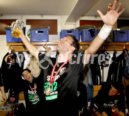 Fussball. Erste Liga.  WAC/St. Andrae gegen LASK Linz. Meisterfeier.  Sandro Zakany. Wolfsberg, 18.5.2012. 
Foto: Kuess

---
pressefotos, pressefotografie, kuess, qs, qspictures, sport, bild, bilder, bilddatenbank