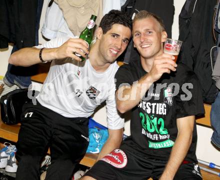 Fussball. Erste Liga.  WAC/St. Andrae gegen LASK Linz. Meisterfeier.  Jacobo, Manuel Kerhe. Wolfsberg, 18.5.2012. 
Foto: Kuess

---
pressefotos, pressefotografie, kuess, qs, qspictures, sport, bild, bilder, bilddatenbank