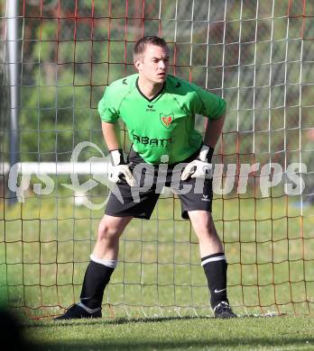 Fussball. Kaerntner Liga. Atus Ferlach gegen ATSV Wolfsberg. Christian Kanzian (Ferlach). Ferlach, 17.5.2012.
Foto. Kuess
---
pressefotos, pressefotografie, kuess, qs, qspictures, sport, bild, bilder, bilddatenbank