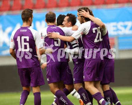 Fussball Regionalliga. SK Austria Klagenfurt gegen Allerheiligen. Torjubel Austria.  Klagenfurt, 24.5.2012
Foto: Kuess

---
pressefotos, pressefotografie, kuess, qs, qspictures, sport, bild, bilder, bilddatenbank