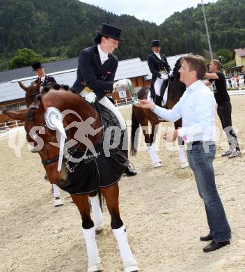 Reiten. Alpen-Adria-Dressage Trophy im Glock Horse Performance Center.    Karin Kosak, Hannes Jagerhofer. Treffen, 20.5.2012.
Foto: Kuess
---
pressefotos, pressefotografie, kuess, qs, qspictures, sport, bild, bilder, bilddatenbank