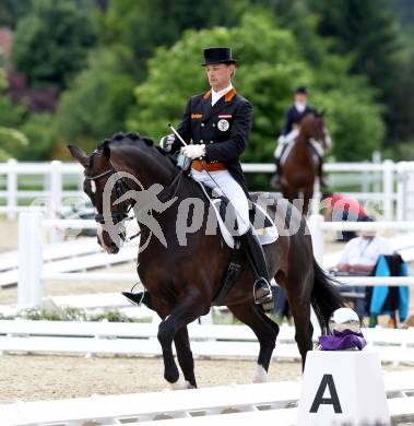 Reiten. Alpen-Adria-Dressage Trophy im Glock Horse Performance Center.    Peter Gmoser. Treffen, 20.5.2012.
Foto: Kuess
---
pressefotos, pressefotografie, kuess, qs, qspictures, sport, bild, bilder, bilddatenbank