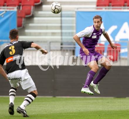 Fussball Regionalliga. SK Austria Klagenfurt gegen Allerheiligen. Marco Reich, (Austria Klagenfurt), Patrick Stornig  (Allerheiligen).  Klagenfurt, 24.5.2012
Foto: Kuess

---
pressefotos, pressefotografie, kuess, qs, qspictures, sport, bild, bilder, bilddatenbank