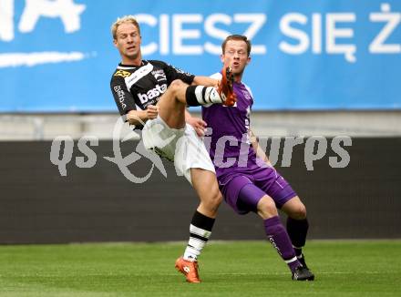 Fussball Regionalliga. SK Austria Klagenfurt gegen Allerheiligen. Patrick Radinger,  (Austria Klagenfurt), Daniel Hofer (Allerheiligen).  Klagenfurt, 24.5.2012
Foto: Kuess

---
pressefotos, pressefotografie, kuess, qs, qspictures, sport, bild, bilder, bilddatenbank