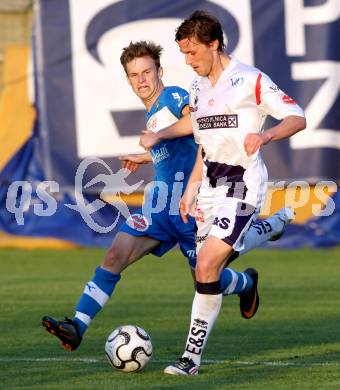 Fussball Regionalliga. SAK gegen VSV. Darjan Aleksic,  (SAK), Daniel Pirker (VSV). Klagenfurt, am 25.5.2012.
Foto: Kuess
---
pressefotos, pressefotografie, kuess, qs, qspictures, sport, bild, bilder, bilddatenbank