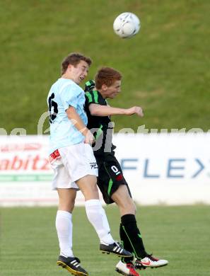 Fussball Kaerntner Liga. FC St. Veit gege Rapid Lienz. Ernst Komarek, (St. Veit), Thomas Pertl  (Lienz). St. Veit, 26.5.2012.
Foto: Kuess
---
pressefotos, pressefotografie, kuess, qs, qspictures, sport, bild, bilder, bilddatenbank