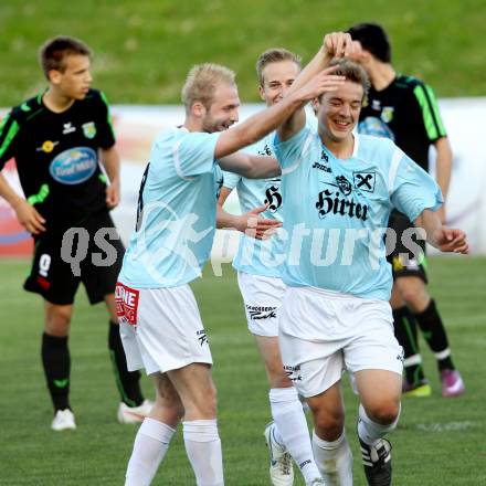 Fussball Kaerntner Liga. FC St. Veit gege Rapid Lienz. Torjubel Ernst Komarek (St. Veit). St. Veit, 26.5.2012.
Foto: Kuess
---
pressefotos, pressefotografie, kuess, qs, qspictures, sport, bild, bilder, bilddatenbank