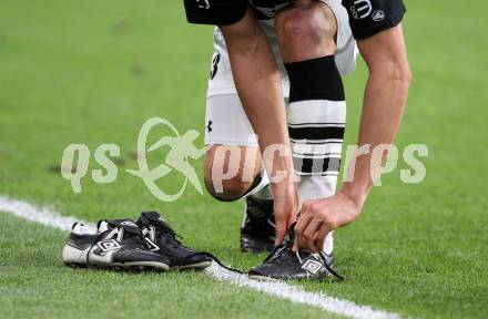 Fussball Regionalliga. SK Austria Klagenfurt gegen Allerheiligen. Feature. Fussballer, Fussballschuhe..  Klagenfurt, 24.5.2012
Foto: Kuess

---
pressefotos, pressefotografie, kuess, qs, qspictures, sport, bild, bilder, bilddatenbank