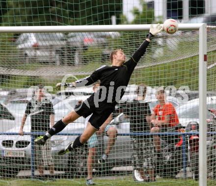 Fussball Kaerntner Liga. Drautal gegen St. Veit/Glan. Markus Glaenzer  (Drautal).. Feistritz/Drau, 1.6.2012.
Foto: Kuess
---
pressefotos, pressefotografie, kuess, qs, qspictures, sport, bild, bilder, bilddatenbank