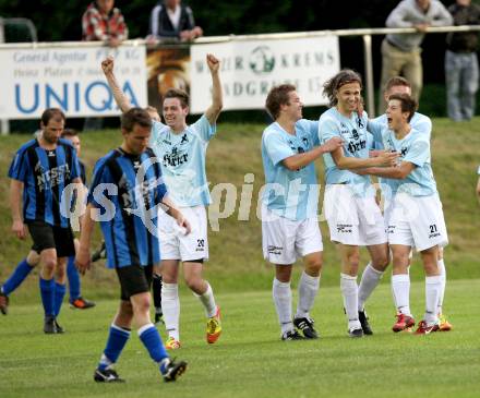 Fussball Kaerntner Liga. Drautal gegen St. Veit/Glan. Torjubel  (St.Veit). Feistritz/Drau, 1.6.2012.
Foto: Kuess
---
pressefotos, pressefotografie, kuess, qs, qspictures, sport, bild, bilder, bilddatenbank