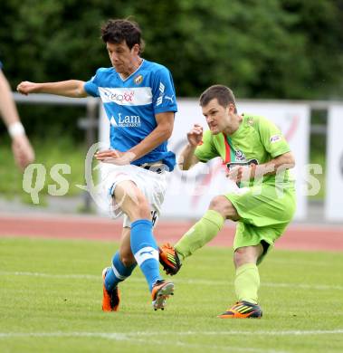 Fussball Regionalliga. VSV gegen Wels FC. Andreas Dlopst, (VSV), Michael Lebersorg  (Wels). Villach, 1.6.2012.
Foto: Kuess
---
pressefotos, pressefotografie, kuess, qs, qspictures, sport, bild, bilder, bilddatenbank