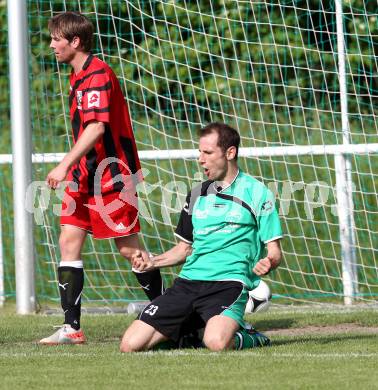 Fussball. 1. Klasse B. Feffernitz gegen Admira Villach. Torjubel Hohengasser Daniel (Feffernitz). Feffernitz, 2.6.2012.
Foto: Kuess
---
pressefotos, pressefotografie, kuess, qs, qspictures, sport, bild, bilder, bilddatenbank