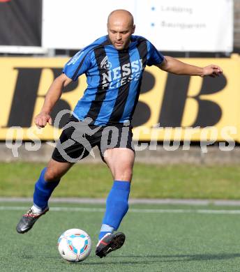 Fussball Kaerntner Liga. Spittal/Drau gegem Drautal. Luka Peric (Drautal).  Spittal 8.6.2012
Foto: Kuess

---
pressefotos, pressefotografie, kuess, qs, qspictures, sport, bild, bilder, bilddatenbank