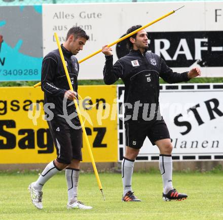 Fussball Bundesliga. Training SK WAC/St. Andrae. Gernot Suppan, Michele Polverino. St. Andrae, am 12.6.2012.
Foto: Kuess
---
pressefotos, pressefotografie, kuess, qs, qspictures, sport, bild, bilder, bilddatenbank