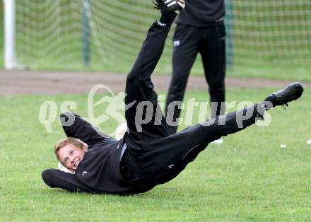 Fussball Bundesliga. Trainingsbeginn SK WAC/St. Andrae. Christian Dobnik. St. Andrae, 12.6.2012.
Foto: Kuess
---
pressefotos, pressefotografie, kuess, qs, qspictures, sport, bild, bilder, bilddatenbank