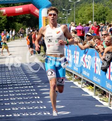 Triathlon 5150 Klagenfurt. Christoph Lorber. Klagenfurt, 10.6.2012.
Foto: Kuess
---
pressefotos, pressefotografie, kuess, qs, qspictures, sport, bild, bilder, bilddatenbank