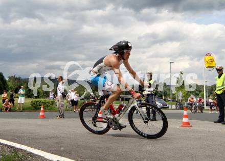 Triathlon 5150 Klagenfurt. Christoph Lorber. Klagenfurt, 10.6.2012.
Foto: Kuess
---
pressefotos, pressefotografie, kuess, qs, qspictures, sport, bild, bilder, bilddatenbank
