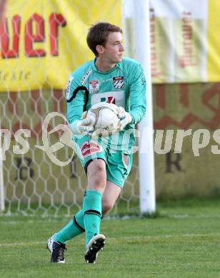 Fussball. Freundschaftsspiel. WAC/St. Andrae gegen SK Austria Klagenfurt. Max Friesacher (WAC). Klagenfurt, 16.6.2012.
Foto: Kuess

---
pressefotos, pressefotografie, kuess, qs, qspictures, sport, bild, bilder, bilddatenbank