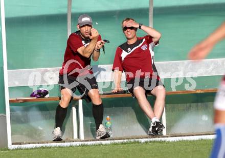 Fussball. Freundschaftsspiel. WAC/St. Andrae gegen SK Austria Klagenfurt. Co-Trainer Guenther Gorenzel, Tormanntrainer Wolfgang Thun-Hohenstein (Klagenfurt). Klagenfurt, 16.6.2012.
Foto: Kuess

---
pressefotos, pressefotografie, kuess, qs, qspictures, sport, bild, bilder, bilddatenbank