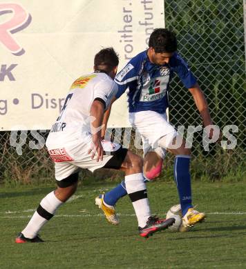 Fussball Testspiel. RZ Pellets WAC gegen VSV. Jacobo (WAC), Mario Steiner (VSV). Woelfnitz, am 29.6.2012.
Foto: Kuess
---
pressefotos, pressefotografie, kuess, qs, qspictures, sport, bild, bilder, bilddatenbank