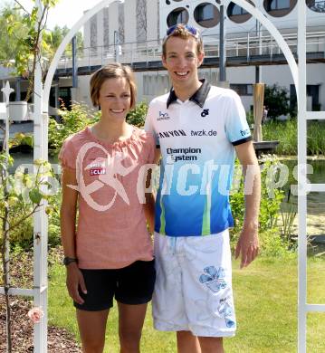 Ironman Austria 2012. Pressekonferenz. Linsey Corbin, Markus Fachbach. Klagenfurt, 29.6.2012.
Foto: Kuess
---
pressefotos, pressefotografie, kuess, qs, qspictures, sport, bild, bilder, bilddatenbank