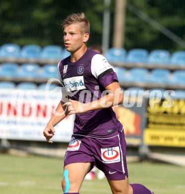 Fussball Bundesliga. Testspiel. SV Feldkirchen gegen Austria Wien.  Alexander Gruenwald (Austria Wien). Feldkirchen, am 30.6.2012.
Foto: Kuess

---
pressefotos, pressefotografie, kuess, qs, qspictures, sport, bild, bilder, bilddatenbank