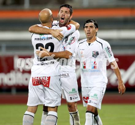 Fussball Testspiel. WAC gegen Ordonspor. Torjubel Ruben Rivera (WAC). Wolfsberg, 10.7.2012.
Foto: Kuess


---
pressefotos, pressefotografie, kuess, qs, qspictures, sport, bild, bilder, bilddatenbank