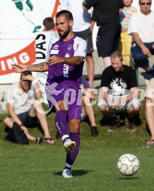 Fussball Testspiel. SK Austria Klagenfurt gegen Domzale. Oliver Pusztai (Austria). Schiefling, am 8.7.2012.
Foto: Kuess
---
pressefotos, pressefotografie, kuess, qs, qspictures, sport, bild, bilder, bilddatenbank