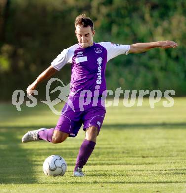 Fussball Testspiel. SK Austria Klagenfurt gegen Domzale. Alexander Percher (Austria). Schiefling, am 8.7.2012.
Foto: Kuess
---
pressefotos, pressefotografie, kuess, qs, qspictures, sport, bild, bilder, bilddatenbank