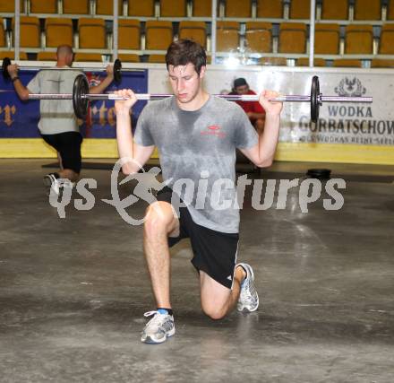 Eishockey. KAC. Sommertraining. Training. Holzer Nikolaus. Klagenfurt, 19.6.2012.
Fotos: Kuess
---
pressefotos, pressefotografie, kuess, qs, qspictures, sport, bild, bilder, bilddatenbank