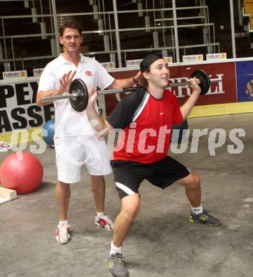 Eishockey. KAC. Sommertraining. Training. Bernhard Sussitz, Patrick Harand. Klagenfurt, 19.6.2012.
Fotos: Kuess
---
pressefotos, pressefotografie, kuess, qs, qspictures, sport, bild, bilder, bilddatenbank