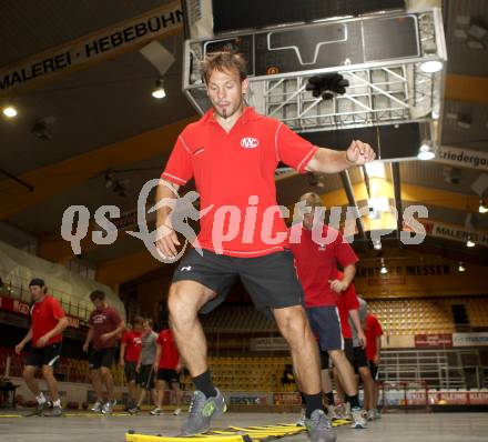 Eishockey. KAC. Sommertraining. Training. Koch Thomas. Klagenfurt, 19.6.2012.
Fotos: Kuess
---
pressefotos, pressefotografie, kuess, qs, qspictures, sport, bild, bilder, bilddatenbank