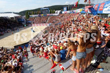 Beachvolleyball Grand Slam. Fans. Klagenfurt, 20.7.2012
Foto: Kuess

---
pressefotos, pressefotografie, kuess, qs, qspictures, sport, bild, bilder, bilddatenbank