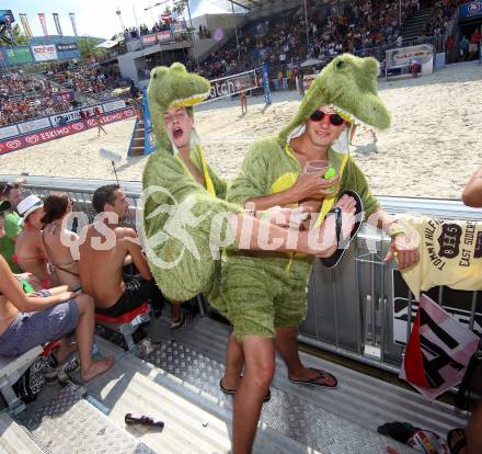 Beachvolleyball Grand Slam. Fans. Klagenfurt, 20.7.2012
Foto: Kuess

---
pressefotos, pressefotografie, kuess, qs, qspictures, sport, bild, bilder, bilddatenbank