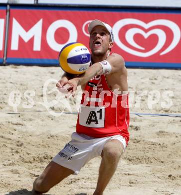 Beachvolleyball Grand Slam.  HUBER Alexander Xandi (AUT). Klagenfurt, 20.7.2012
Foto: Kuess

---
pressefotos, pressefotografie, kuess, qs, qspictures, sport, bild, bilder, bilddatenbank