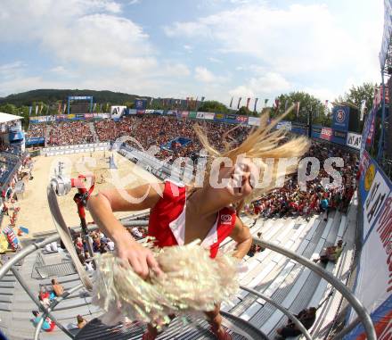 Beachvolleyball Grand Slam. Eskimo Girl.  Klagenfurt, 20.7.2012
Foto: Kuess
---
pressefotos, pressefotografie, kuess, qs, qspictures, sport, bild, bilder, bilddatenbank