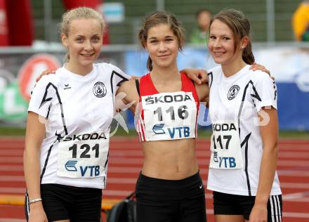 Leichtathletik. Oesterreichische Meisterschaften. 3X800 Meter Frauen U18. Selina Rutrecht, Selina Leitner, Melissa Oberlaender (LAC Wolfsberg). KLagenfurt, am 21.7.2012.
Foto: Kuess
---
pressefotos, pressefotografie, kuess, qs, qspictures, sport, bild, bilder, bilddatenbank
