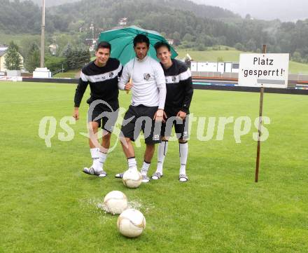 Fussball. Bundesliga. RZ Pellets WAC. Spielabsage wegen Unbespielbarkeit des Platzes. Test Roland Putsche, Sandro Zakany, Mario Kroepfl. Wolfsberg, 21.7.2012. 
Foto: Kuess

---
pressefotos, pressefotografie, kuess, qs, qspictures, sport, bild, bilder, bilddatenbank