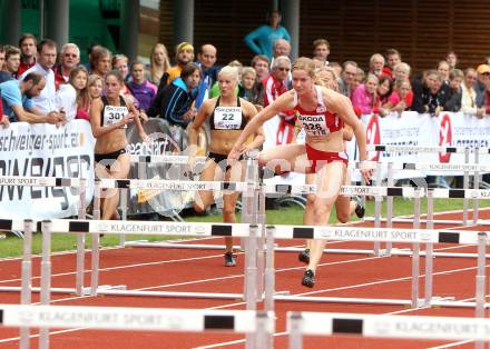 Leichtathletik. Oesterreichische Meisterschaften.  100 Meter Huerden Frauen. Beate Schrott (326). KLagenfurt, am 22.7.2012.
Foto: Kuess
---
pressefotos, pressefotografie, kuess, qs, qspictures, sport, bild, bilder, bilddatenbank