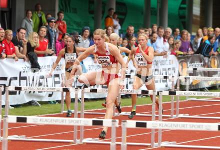 Leichtathletik. Oesterreichische Meisterschaften.  100 Meter Huerden Frauen. Beate Schrott (326). KLagenfurt, am 22.7.2012.
Foto: Kuess
---
pressefotos, pressefotografie, kuess, qs, qspictures, sport, bild, bilder, bilddatenbank