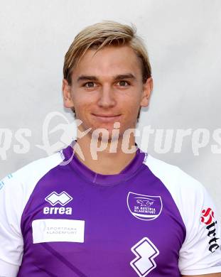 Fussball. Regionalliga. SK Austria Klagenfurt. Mannschaftsfototermin.   Portrait. Peter Pucker. Klagenfurt, 26.7.2012.
Foto: Kuess
---
pressefotos, pressefotografie, kuess, qs, qspictures, sport, bild, bilder, bilddatenbank