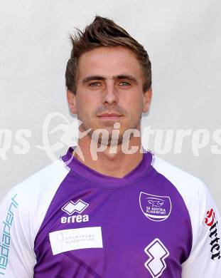 Fussball. Regionalliga. SK Austria Klagenfurt. Mannschaftsfototermin.   Portrait.  Grega Triplat. Klagenfurt, 26.7.2012.
Foto: Kuess
---
pressefotos, pressefotografie, kuess, qs, qspictures, sport, bild, bilder, bilddatenbank