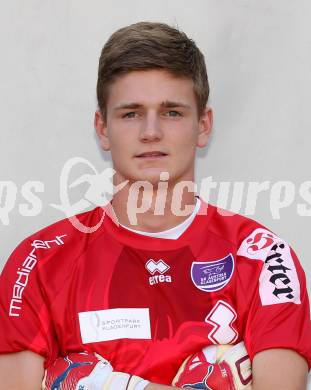 Fussball. Regionalliga. SK Austria Klagenfurt. Mannschaftsfototermin.Portrait. Filip Dmitrovic . Klagenfurt, 26.7.2012.
Foto: Kuess
---
pressefotos, pressefotografie, kuess, qs, qspictures, sport, bild, bilder, bilddatenbank