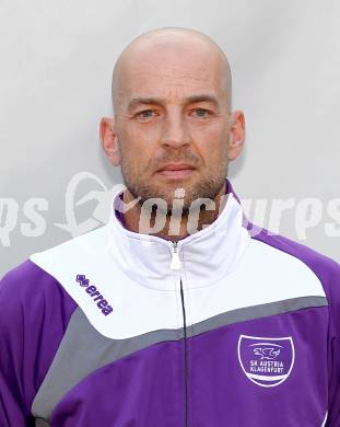 Fussball. Regionalliga. SK Austria Klagenfurt. Mannschaftsfototermin.   Portrait. Co-Trainer Guenther Gorenzel . Klagenfurt, 26.7.2012.
Foto: Kuess
---
pressefotos, pressefotografie, kuess, qs, qspictures, sport, bild, bilder, bilddatenbank